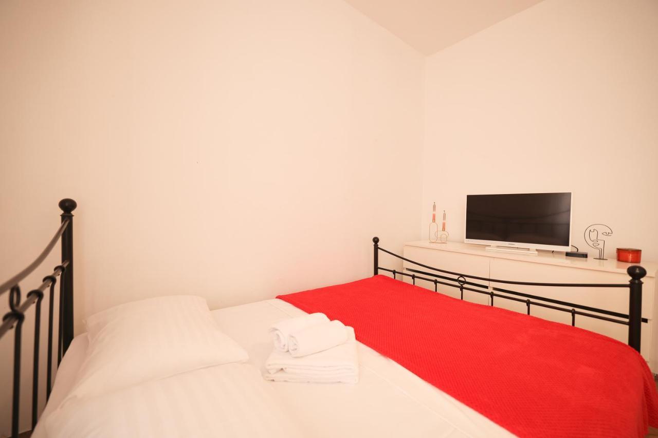 Cozy Studio Apartments In City Centar Stosija زادار المظهر الخارجي الصورة