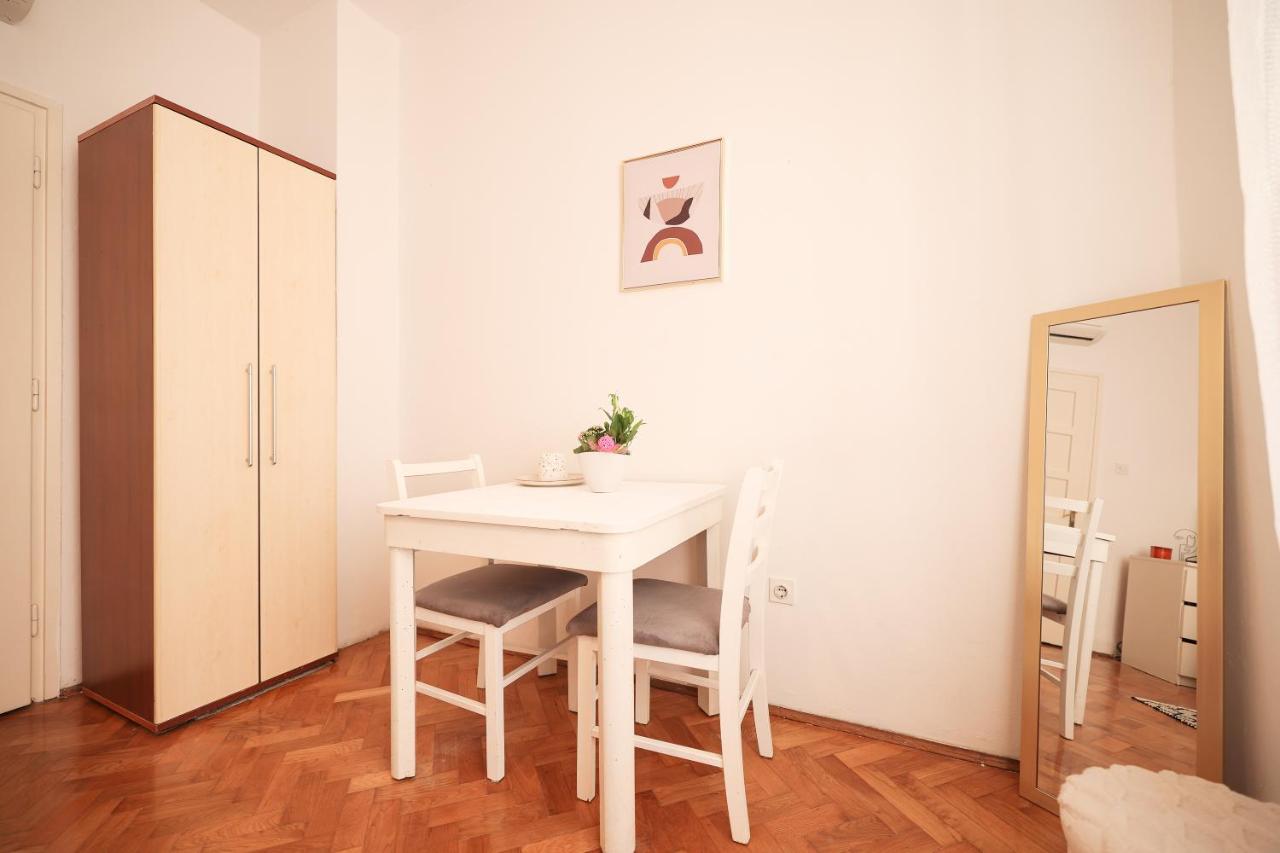Cozy Studio Apartments In City Centar Stosija زادار المظهر الخارجي الصورة