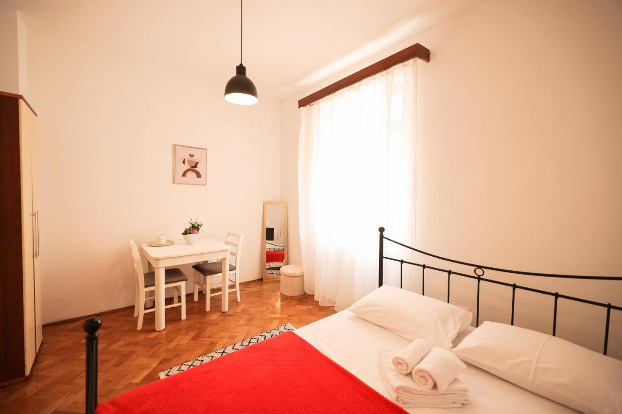 Cozy Studio Apartments In City Centar Stosija زادار المظهر الخارجي الصورة