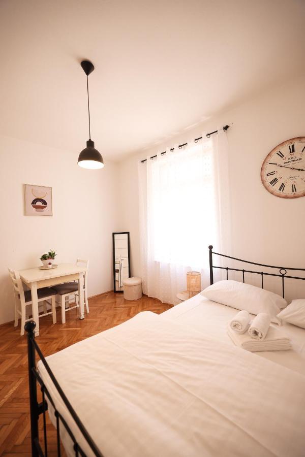 Cozy Studio Apartments In City Centar Stosija زادار المظهر الخارجي الصورة